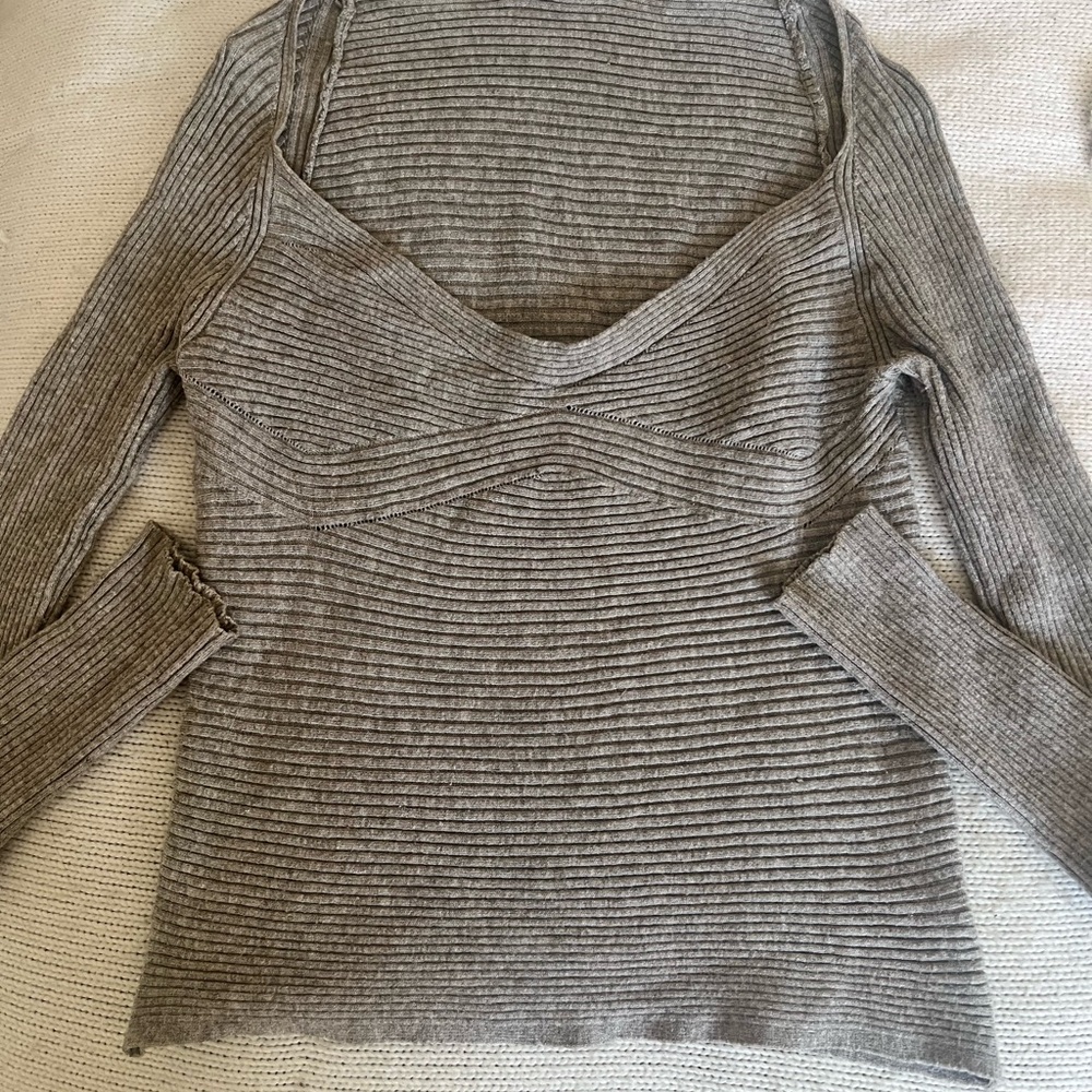 SHEIN Gray Ribbed V-Neck Long Sleeve Sweater
